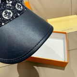 Louis Vuitton New Classic Logo Collar Baseball Hat Unisex Casual Versatile Duck Tongue Hat