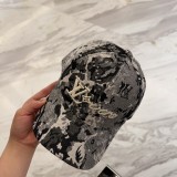 Louis Vuitton Fashion Embroidered Logo Baseball Hat Unisex Casual Versatile Duck Tongue Hat