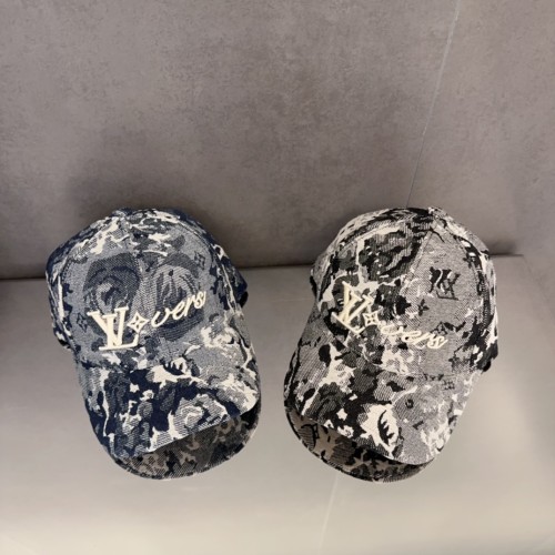 Louis Vuitton Fashion Embroidered Logo Baseball Hat Unisex Casual Versatile Duck Tongue Hat