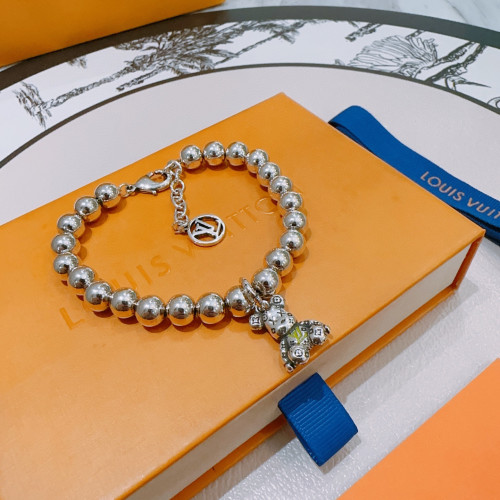 Louis Vuitton Classic Trendy Retro Logo Bear Bracelet Cuban Chain