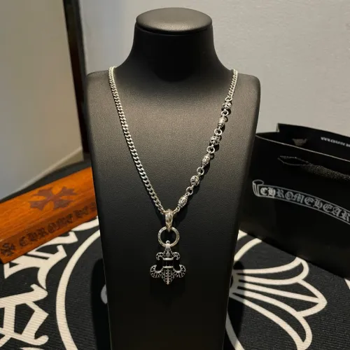 Chrome Hearts Classic Retro Black Diamond Scout Flower Pendant Necklace