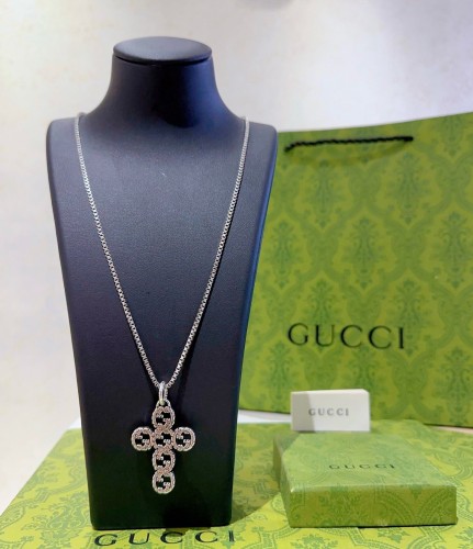 Gucci New Classic Retro Double G Cross Necklace