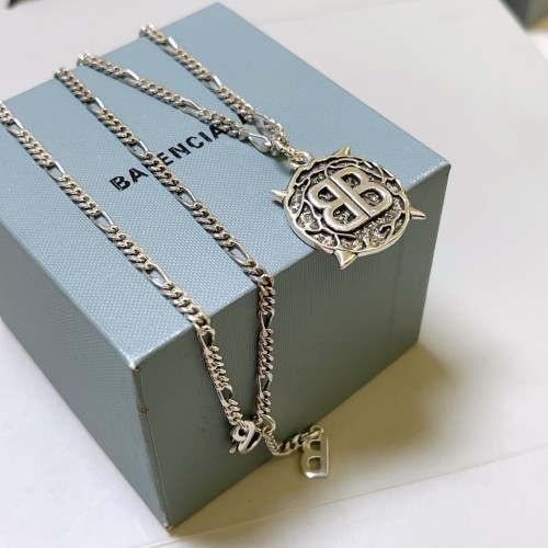 Balenciaga New Unisex Retro Double B Pendant Versatile Necklace
