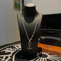 Chrome Hearts Classic Retro Black Diamond Scout Flower Pendant Necklace