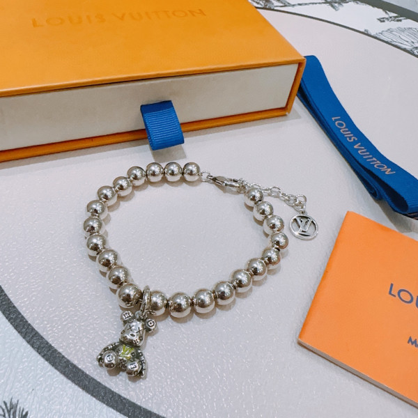 Louis Vuitton Classic Trendy Retro Logo Bear Bracelet Cuban Chain