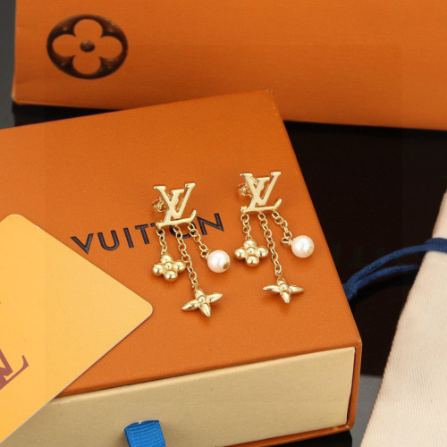 Louis Vuitton New Classic Versatile Letter Earstuds