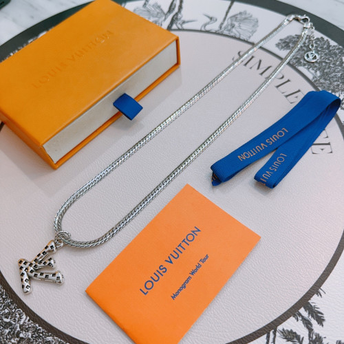 Louis Vuitton New Couple Retro Punk Logo Pendant Necklace 60 CM