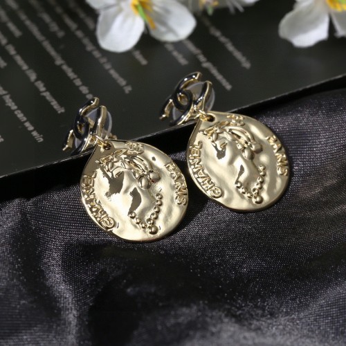 Chanel New Fashion Versatile Head Earrings