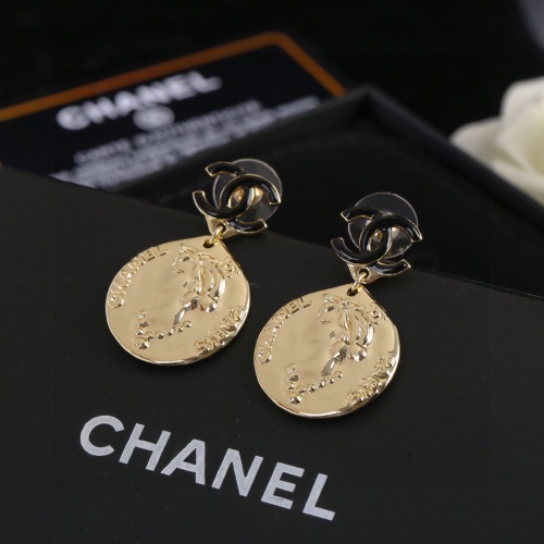 Chanel New Fashion Versatile Head Earrings
