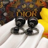 Dior New Classic Letter CD Pearl Earrings
