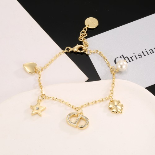 Dior New Fashion Pearl Clover Bracelet