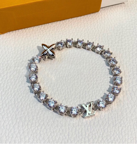 Louis Vuitton Couple Fashion Full Diamond Cross Logo Bracelet