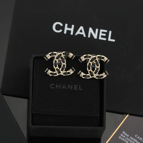 Chanel New Classic Versatile Black Leather Double C Earrings