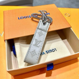 Louis Vuitton New Fashion Logo Pendant Keychain