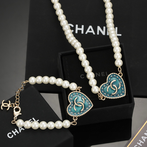 Chanel New Double C Heart Peach Vintage Old Blue Pearl Bracelet Necklace