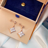 Louis Vuitton Fashion White Beimu Clover Earrings