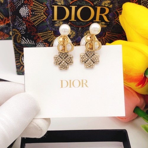 Dior New Fashion Pearl Clover Diamond Earrings