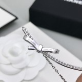 Chanel New Classic Versatile Bow Necklace
