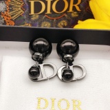 Dior New Classic Letter CD Pearl Earrings