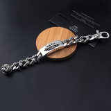 Chrome Hearts New Retro Cross Lobster Buckle Bracelet