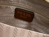 Prada Classic Triangle Logo Straw Bag Size: 25x15x7 CM