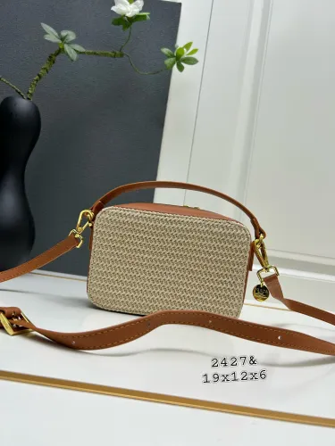 Prada New Classic Triangle Logo Lafite Straw Camera Bag Size: 19x12x6 CM