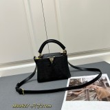 Louis Vuitton Classic LV Letter Lizard Leather Mini Handbag Size：21 x 14 x 8 CM