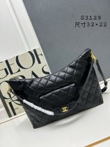 Chanel Classic Hippie Hobo Leather Mini Underarm Bag Size:32 x 22 CM
