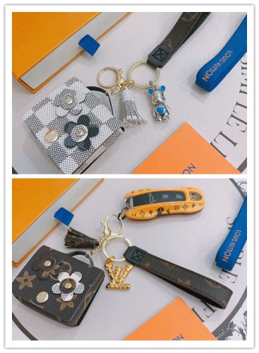 Louis Vuitton New Fashion Keychain Wallet Earphone Bag