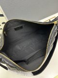 Chanel Classic Hippie Hobo Leather Mini Underarm Bag Size:32 x 22 CM