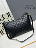 Chanel Classic Hippie Hobo Leather Mini Underarm Bag Size:32 x 22 CM
