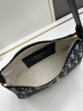 Dior New Classic Mini Shoulder Dumpling Bag Size: 19.5x14x7 CM