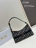 Dior New Classic Mini Shoulder Dumpling Bag Size: 19.5x14x7 CM