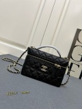 Chanel New Lychee patterned Leather Box Bag Chain Strap Crossbody Bag Size: 19 CM