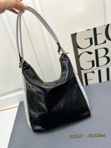 Chanel New Lingge Sheepskin Soft Hobo Leather Bag Size: 33X38 CM