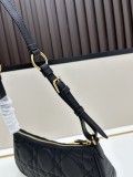 Dior New Classic Logo Mini Handbag Crossover Bag Size: 26x 12 x 7 CM