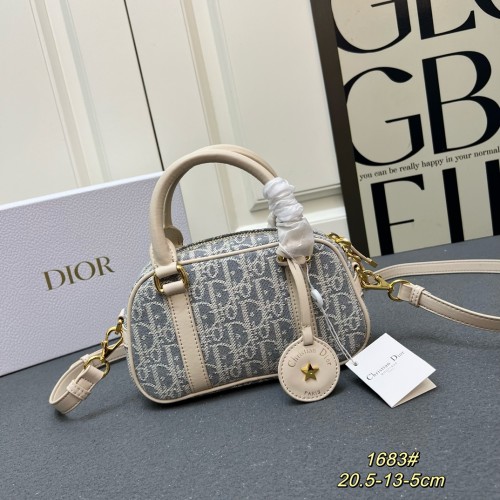 Dior New Mini Blue Oblique Printed Handbag Crossbody Bag Size: 20.5 x13x 5 CM