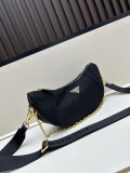 Prada New Classic Triangle Logo Sports Style Nylon Crescent Bag Chain Bag Size: 30x15x9 CM