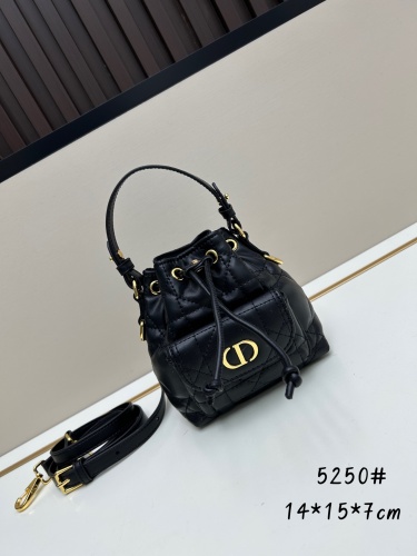 Dior New Classic Elegant Sheepskin Bucket Bag Crossbody Bag Size: 14x15x7 CM