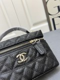 Chanel New Lychee patterned Leather Box Bag Chain Strap Crossbody Bag Size: 19 CM