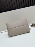 Gucci New Classic Softbit Leather Handbag or Cross Bag Size: 27.5X21X16 CM