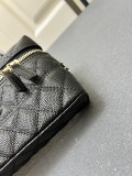 Chanel New Lychee patterned Leather Box Bag Chain Strap Crossbody Bag Size: 19 CM