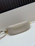 Prada New Classic Triangle Logo Sports Style Nylon Crescent Bag Chain Bag Size: 30x15x9 CM