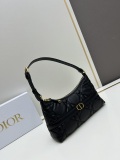 Dior New Classic Mini Shoulder Dumpling Bag Size: 19.5x14x7 CM