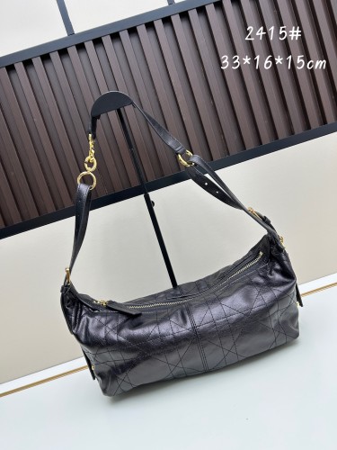 Dior New Classic Soft Diamond Grid Hobo Bag Shoulder Bag Size: 33 x 16 x 15 CM