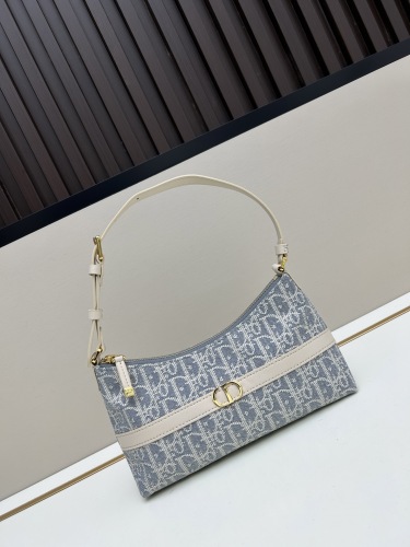 Dior New Classic Mini Shoulder Dumpling Bag Size: 19.5x14x7 CM