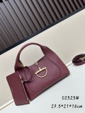 Gucci New Classic Softbit Leather Handbag or Cross Bag Size: 27.5X21X16 CM