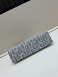 Dior New Classic Mini Shoulder Dumpling Bag Size: 19.5x14x7 CM