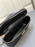 Chanel New Lychee patterned Leather Box Bag Chain Strap Crossbody Bag Size: 19 CM
