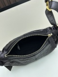 Dior New Classic Soft Diamond Grid Hobo Bag Shoulder Bag Size: 26 x 15 x 14 CM